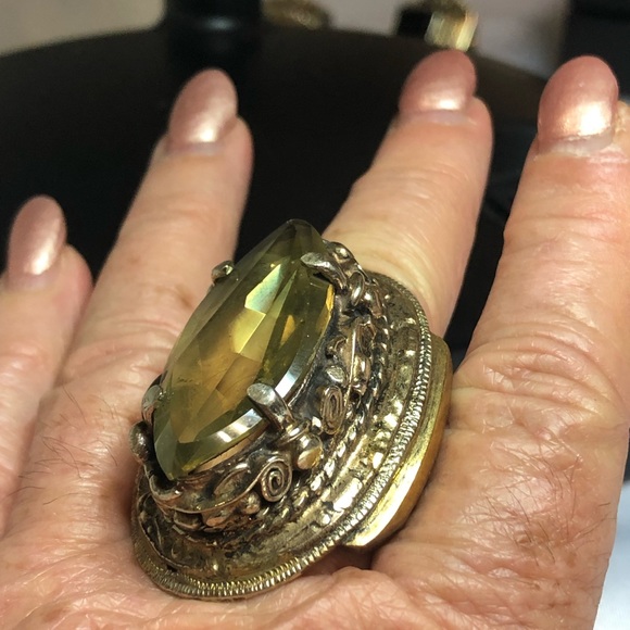 Citrine leaf adjustable ring. - Picture 3 of 8